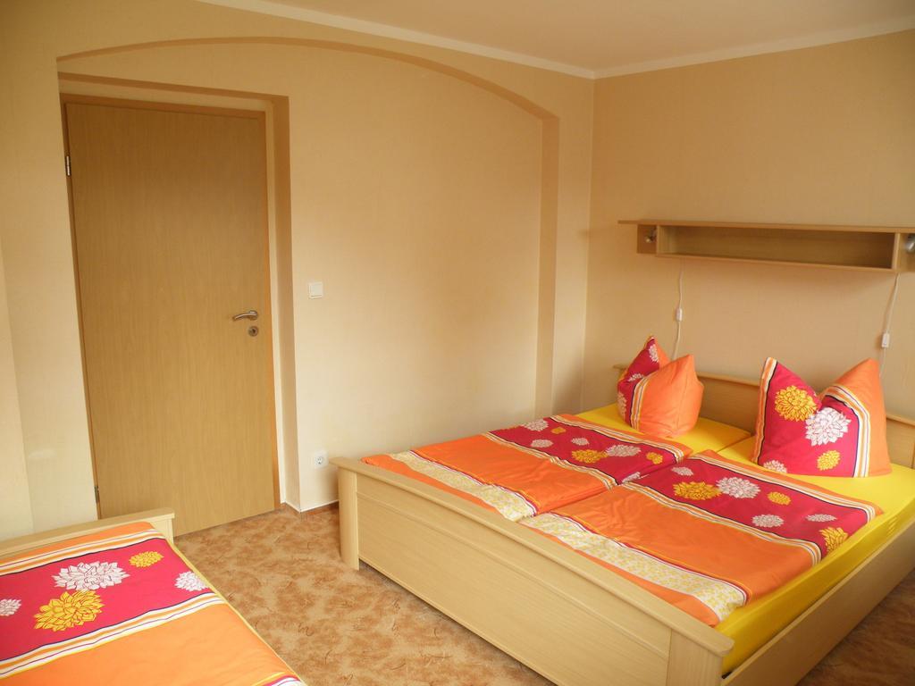 Am Lindenbaum Bed and Breakfast Sebnitz Kamer foto