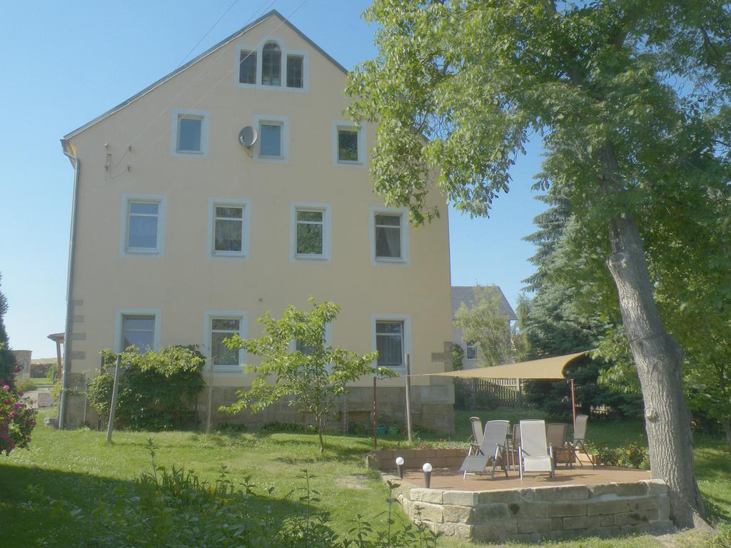 Am Lindenbaum Bed and Breakfast Sebnitz Buitenkant foto
